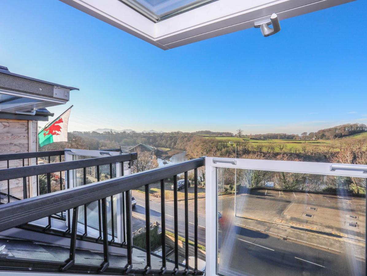 Bryn Min Manton Penthouse Lägenhet Caernarfon Exteriör bild