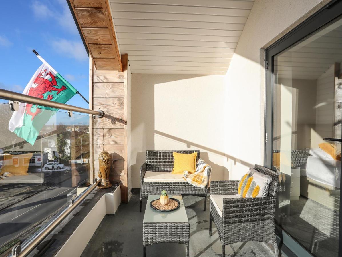Bryn Min Manton Penthouse Lägenhet Caernarfon Exteriör bild
