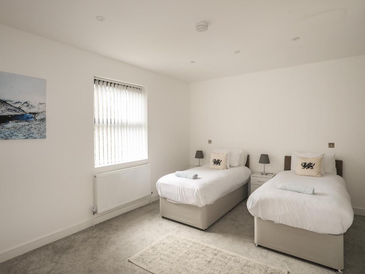Bryn Min Manton Penthouse Lägenhet Caernarfon Exteriör bild